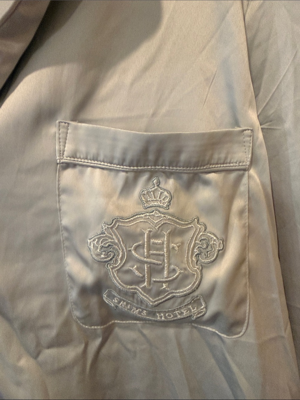 Skims Hotel blue satin pajama top, large - Picture 4 of 6